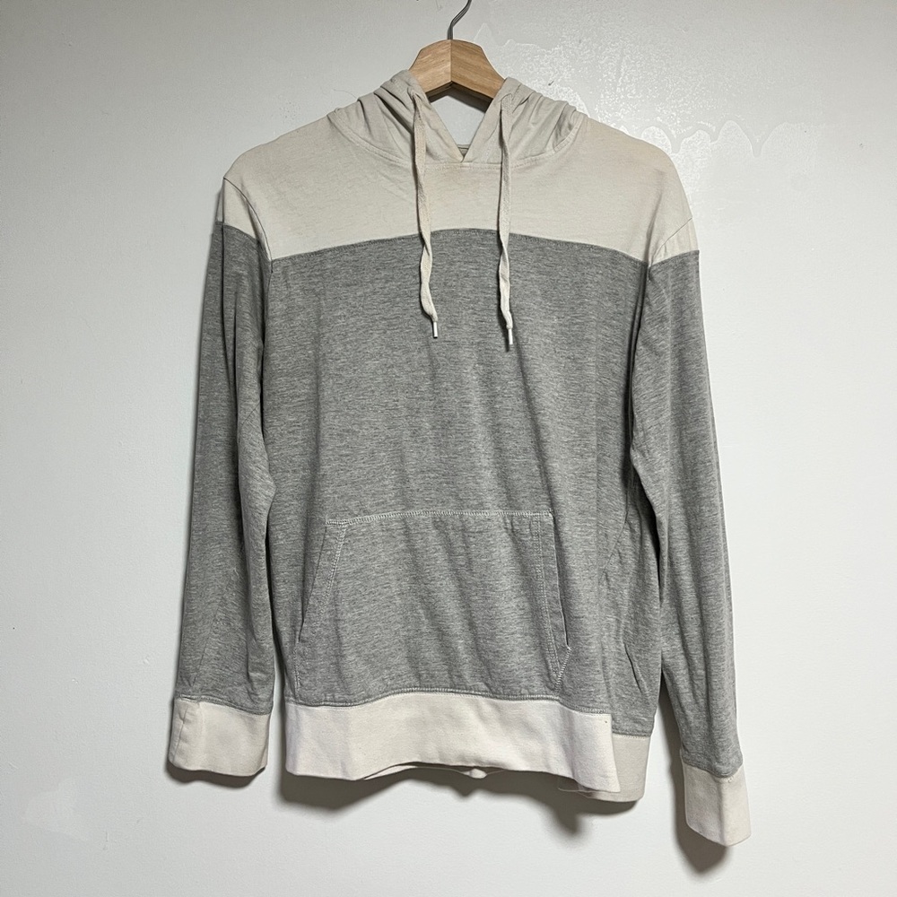 Urban Heritage Colorblock Lightweight Hoodie - Size M